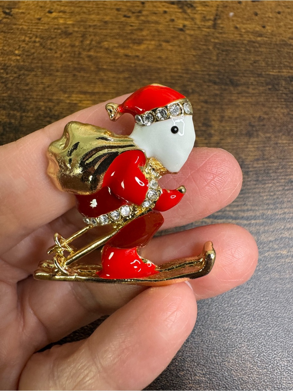 π4/$20 Festive Red Santa Pin with Gold Accents